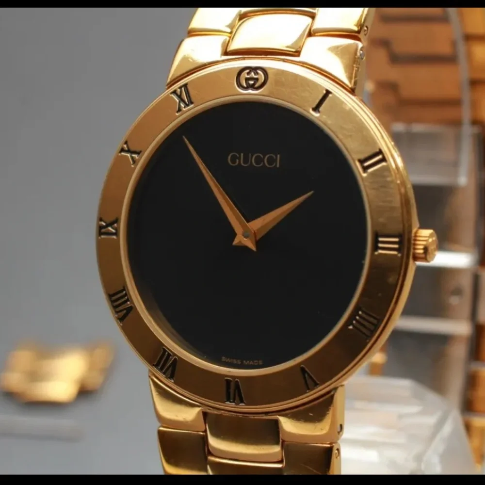 GUCCI Collector’s Watch Italian Luxury